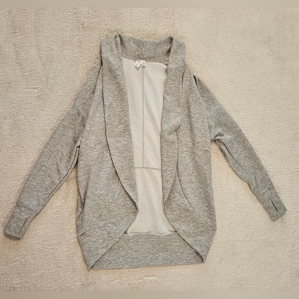 NEW Yogalicious Grey Cardigan Size XS Comfy Athleisure Casual Travel Sportswear - Picture 2 of 7
